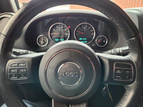 Used 2018 Jeep Wrangler Unlimited Sport S AWD/4WD image 26