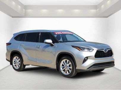 Used 2024 Toyota Highlander Limited