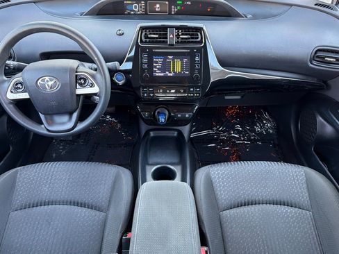 Certified 2016 Toyota Prius Two image 12