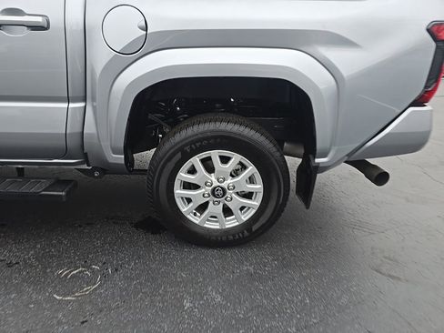 Certified 2024 Toyota Tacoma SR5 image 4