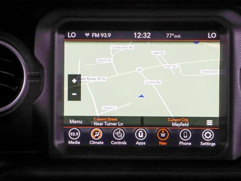 Used 2023 Jeep Wrangler Unlimited Sahara w/ Cold Weather Group AWD/4WD image 20