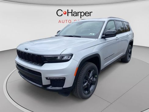 New 2025 Jeep Grand Cherokee L Limited w/ Black Appearance Package AWD/4WD image 7