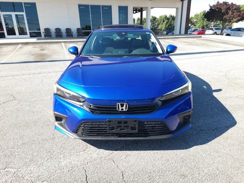 Used 2024 Honda Civic EX image 9