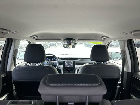 Used 2023 Jeep Grand Cherokee Laredo w/ Luxury Tech Group I image 42