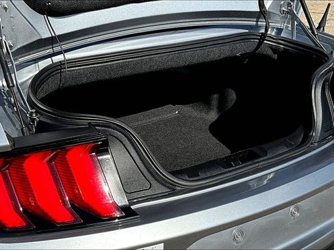 Used 2022 Ford Mustang Convertible w/ Equipment Group 101A image 19