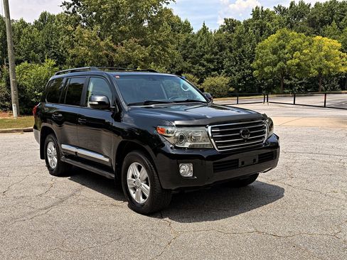 Used 2013 Toyota Land Cruiser AWD/4WD image 3