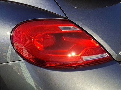 Used 2012 Volkswagen Beetle Turbo image 15