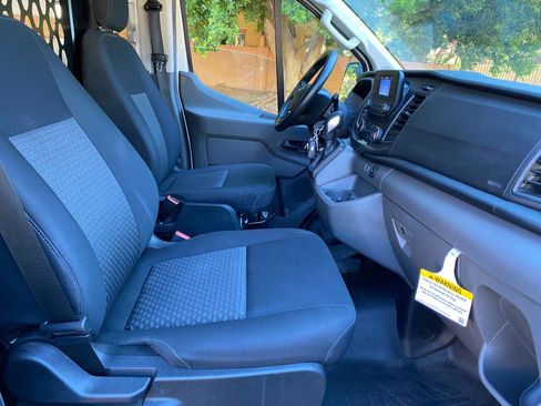 Used 2025 Ford Transit 250 Low Roof w/ Exterior Upgrade Package RWD image 35