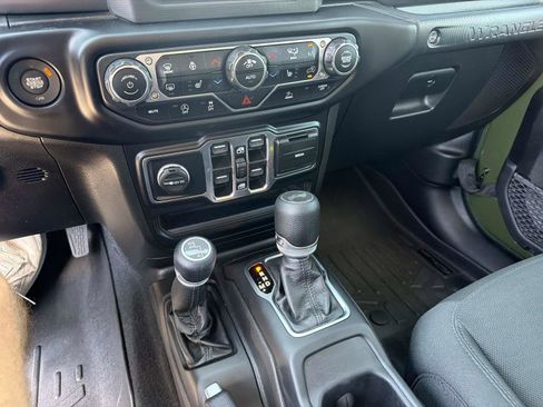 Used 2022 Jeep Wrangler Unlimited Sport AWD/4WD image 23