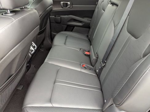 New 2026 Kia Sorento S FWD image 16