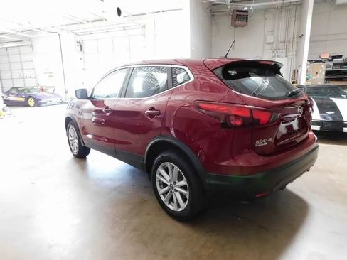 Used 2019 Nissan Rogue Sport S w/ Appearance Package image 4