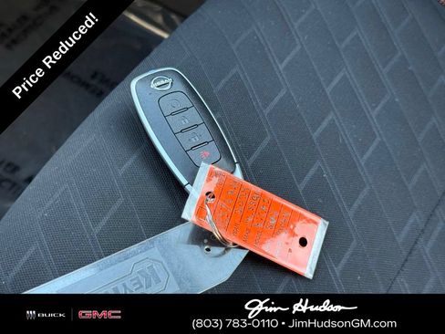 Used 2024 Nissan Kicks SR FWD image 33