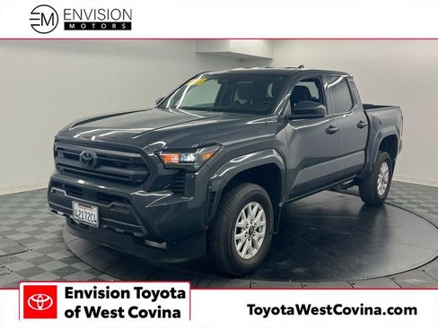 Used 2024 Toyota Tacoma SR RWD image 1