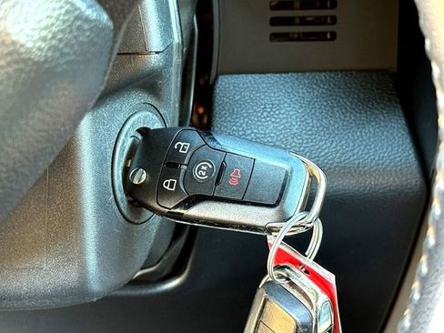 Certified 2022 Ford F250 Lariat image 17