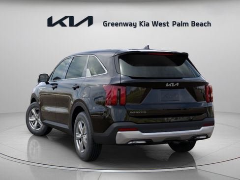 New 2026 Kia Sorento LX FWD image 5