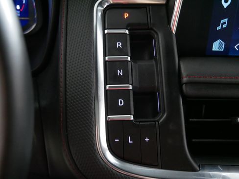 Used 2024 Chevrolet Suburban RST w/ Luxury Package AWD/4WD image 24