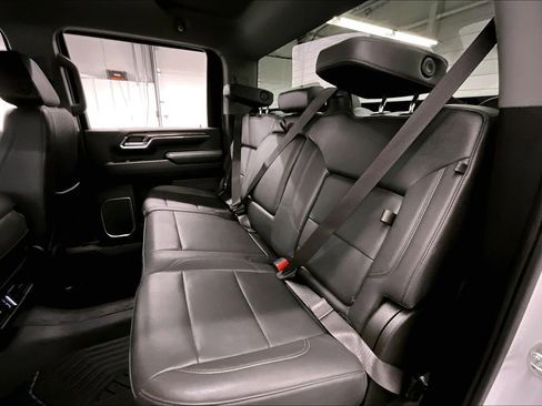 Used 2024 Chevrolet Silverado 3500 LTZ AWD/4WD image 48