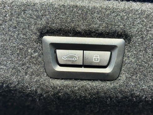 Used 2026 BMW 530i image 13