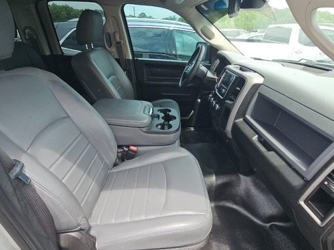 Used 2019 RAM 1500 Tradesman RWD image 9