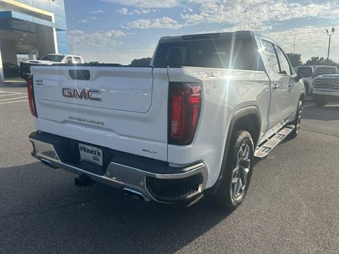 Used 2023 GMC Sierra 1500 SLT w/ SLT Premium Plus Package AWD/4WD image 4