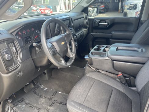 Used 2022 Chevrolet Silverado 1500 Custom RWD image 11