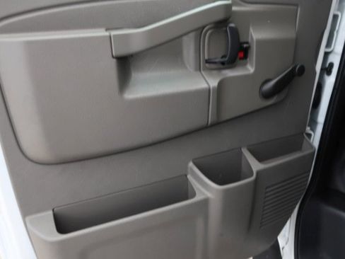 Used 2017 Chevrolet Express 3500 w/ School Bus Package image 8