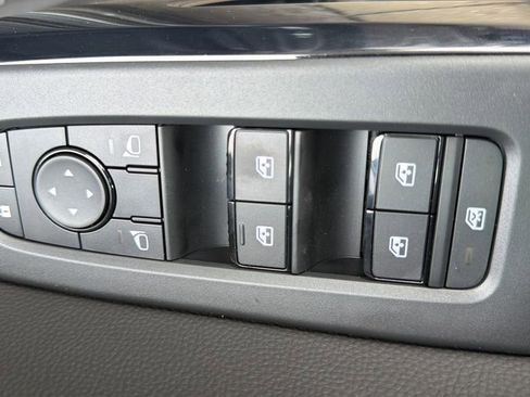 New 2026 Nissan Pathfinder SV AWD/4WD image 25