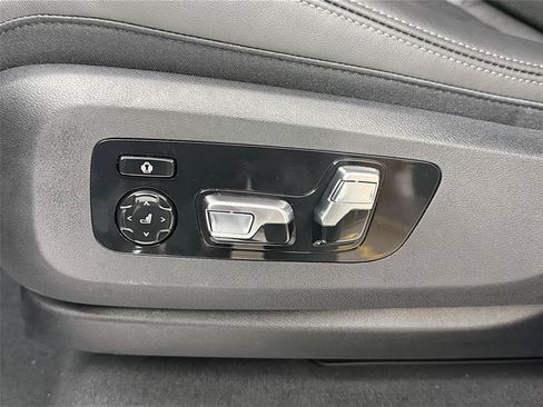 New 2026 BMW X5 sDrive40i w/ Climate Comfort Package RWD image 37