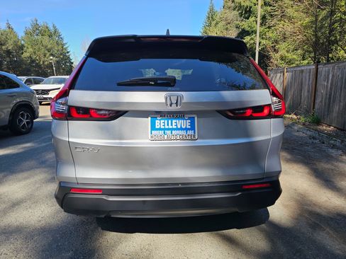 Certified 2025 Honda CR-V LX image 6
