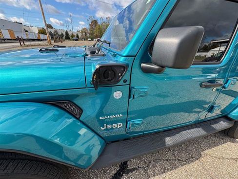 Used 2024 Jeep Wrangler Sahara image 20