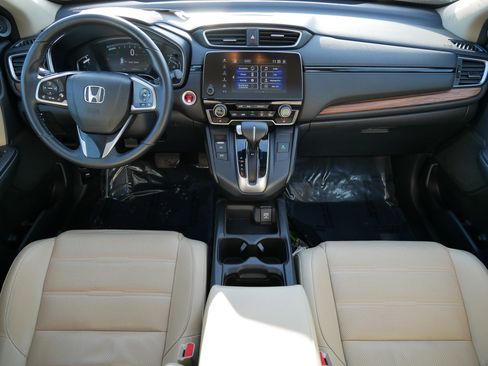 Used 2018 Honda CR-V Touring image 10