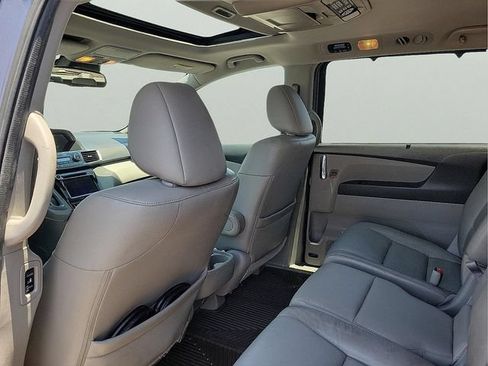 Used 2016 Honda Odyssey Touring Elite image 13