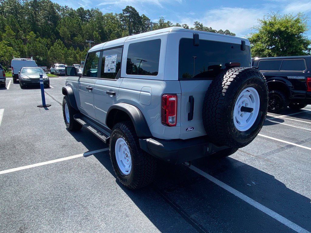 New 2026 Ford Bronco Heritage Edition AWD/4WD image 4