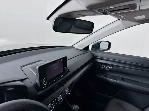 Used 2025 Honda CR-V EX image 5