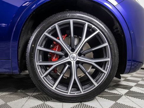 Used 2023 Maserati Grecale Modena AWD/4WD image 38