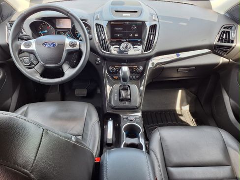 Used 2015 Ford Escape Titanium w/ Equipment Group 301A AWD/4WD image 9