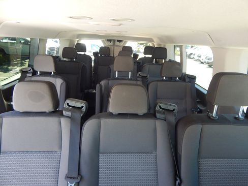 Used 2024 Ford Transit 350 XLT RWD image 12