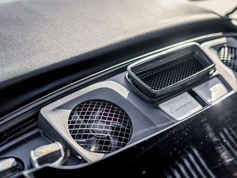 Used 2017 Porsche 911 Carrera image 27