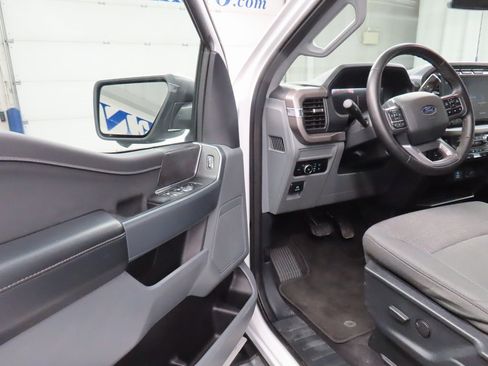 Used 2024 Ford F150 XLT w/ Tow/Haul Package image 43