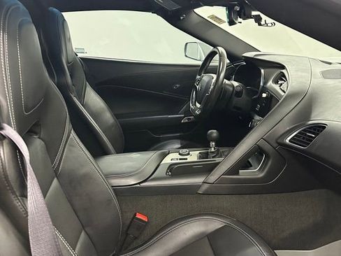 Used 2016 Chevrolet Corvette Stingray Coupe image 32