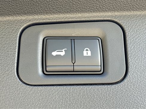 New 2026 Nissan Armada SL image 29