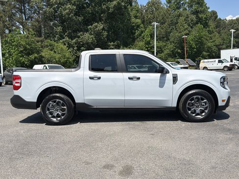 Used 2025 Ford Maverick XLT w/ Equipment Group 301A AWD/4WD image 14