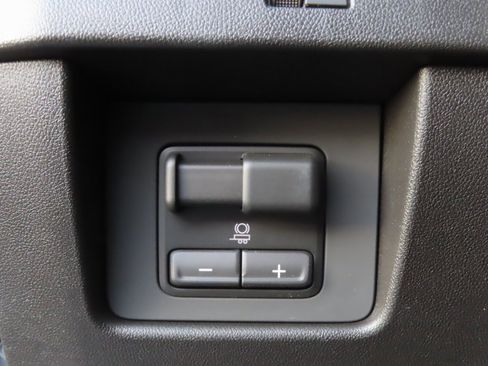 New 2026 Chevrolet Colorado LT image 15