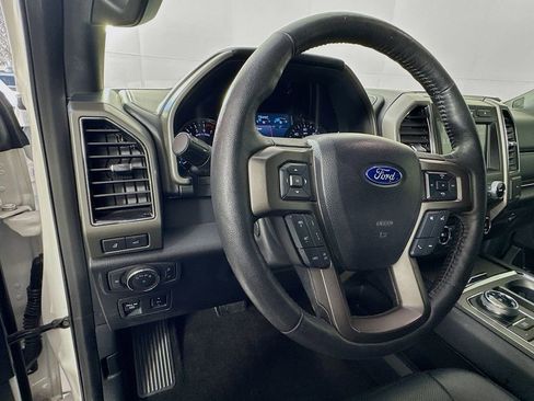 Used 2018 Ford Expedition Max XLT w/ Equipment Group 202A image 11