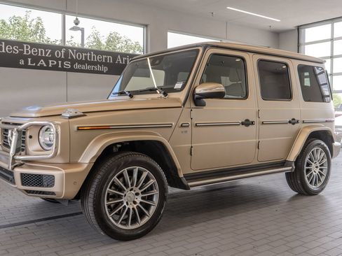 Used 2023 Mercedes-Benz G 550 image 3