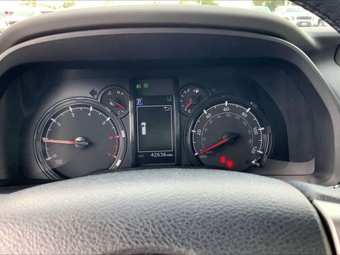 Used 2024 Toyota 4Runner SR5 Premium w/ Moonroof Package AWD/4WD image 26