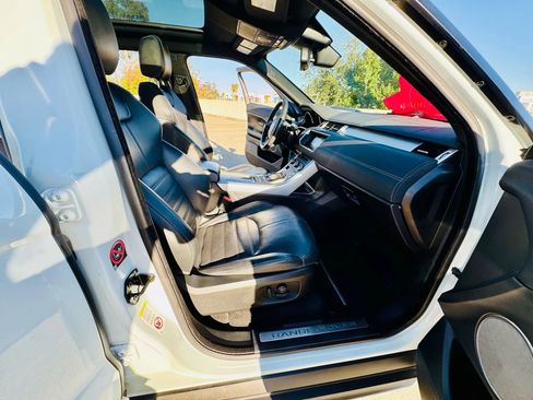 Used 2017 Land Rover Range Rover Evoque HSE Dynamic image 31