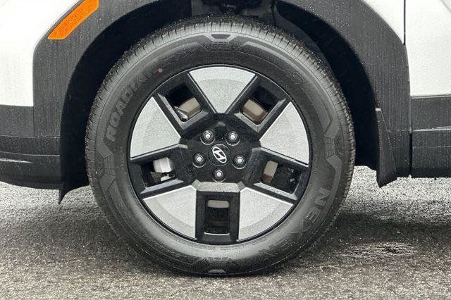 Certified 2026 Hyundai Santa Fe SE FWD image 25