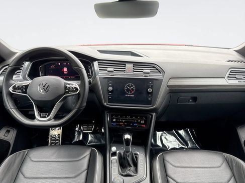 Used 2024 Volkswagen Tiguan SEL R-Line AWD/4WD image 23