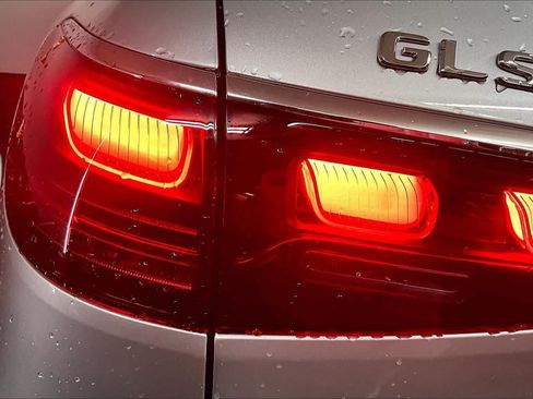 New 2026 Mercedes-Benz GLS 450 4MATIC image 6